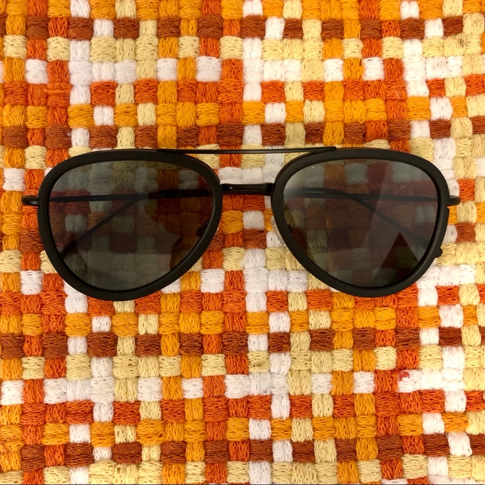 Illesteva Wooster Ace Sunglasses